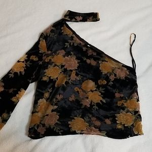 Karlie - Velvet Floral Top